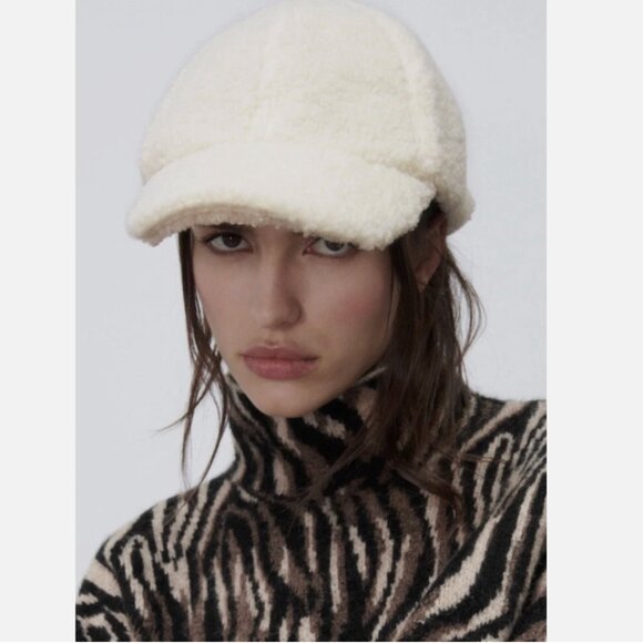 Zara Teddy Sherpa Fleece Hat - Picture 1 of 7